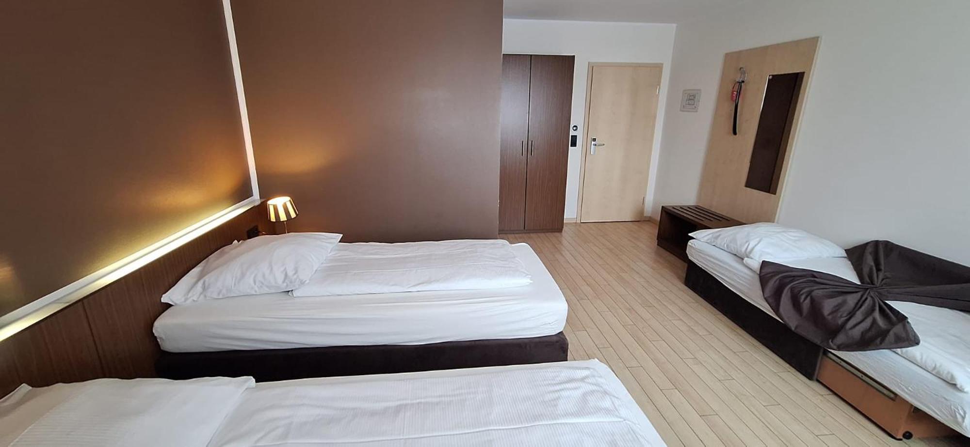 Haus Fabry Hotel Hilden Ngoại thất bức ảnh