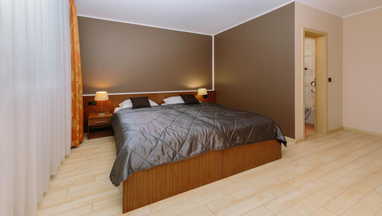Haus Fabry Hotel Hilden Ngoại thất bức ảnh